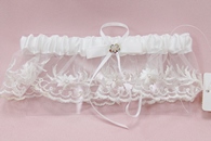 Подвязка для невесты кружевная белая в коробочке арт. 019-272