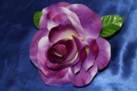 Роза фиолетовая матовая на присоске арт. 128-025