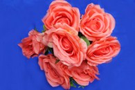 Букет розы коралловые 7 голов арт. 138-082