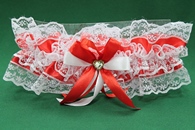 Подвязка для невесты красно-белая в коробочке арт. 019-294