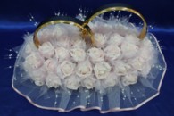 Свадебные кольца на машину с розовыми латексными розами в фатине арт. 122-376