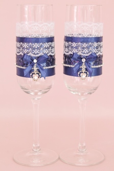 Свадебные бокалы ручной работы темно-синие с пайетками и брошками арт.0454-747