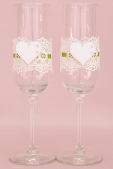 Свадебные бокалы ручной работы с кружевом, сердечками и оливковой лентой арт.0454-756