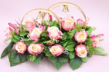 Свадебные кольца на машину с айвори-розовыми розами, арт.122-554