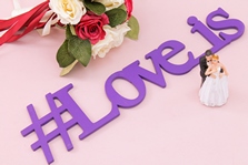 Слова из дерева #Love is, цвет фиолетовый, размер 43х10см, арт.0043-130