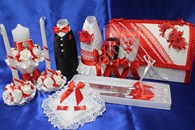 Набор красный (свечи, бокалы, одежда на шампанское, сундучок, подушечка, ножи) арт. 053-161