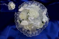 Букет дублер для невесты с белыми латексными розами и бантиками арт. 020-224