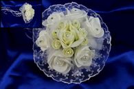 Букет дублер для невесты с белыми и айвори латексными розами арт. 020-220