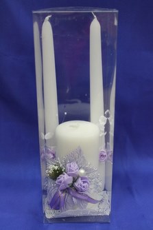 Набор из трех свечей с сиреневой бутоньеркой арт. 062-147