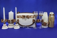 Свадебный набор шоколадный (Сундучок, Одежда на шампанское, Свечи, Бокалы ) арт. 053-002