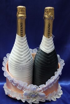 Корзинка для шампанского персиково-белая арт. 048-132