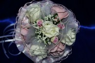 Букет дублер для невесты с розовыми и белыми латексными розами арт. 020-341