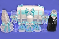 Свадебный набор голубой (сундучок, одежда на шампанское, свечи, бокалы) арт. 053-215