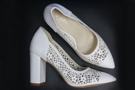 Свадебные туфли для невесты белые С-420 р.36-41. Каблук 9см.