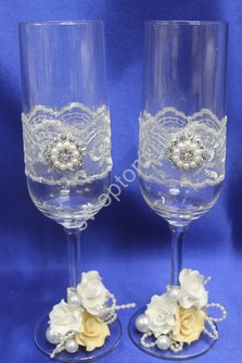 Свадебные бокалы ручной работы с брошкой арт. 045-148