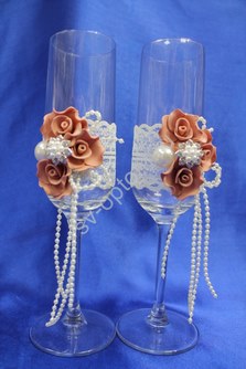 Свадебные бокалы ручной работы с жемчугом и латексными розами арт. 045-165