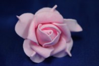Шпилька с розовой латексной розой диаметр 40мм цена за  1 шт.арт. 0335-042