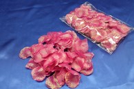 Лепестки роз фуксия арт. 0893-004