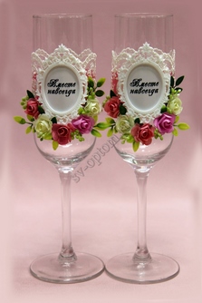 Свадебные бокалы с кружевом, надписью 