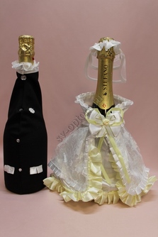 Одежда для шампанского айвори-черная арт.047-256